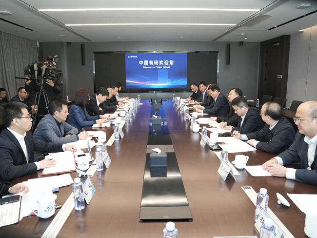 北京市懷柔區(qū)委書(shū)記郭延紅一行到訪中國(guó)有研