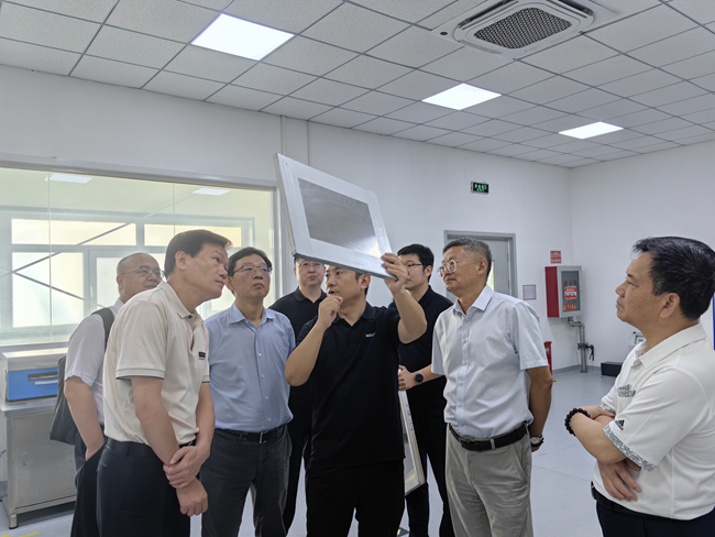 中國有研外部董事到有研粉材、有研硅調(diào)研