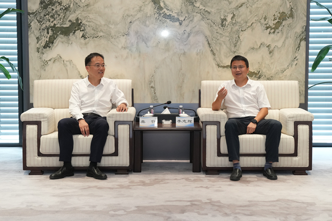 貴州省思南縣委書記龔仆一行到訪中國(guó)有研